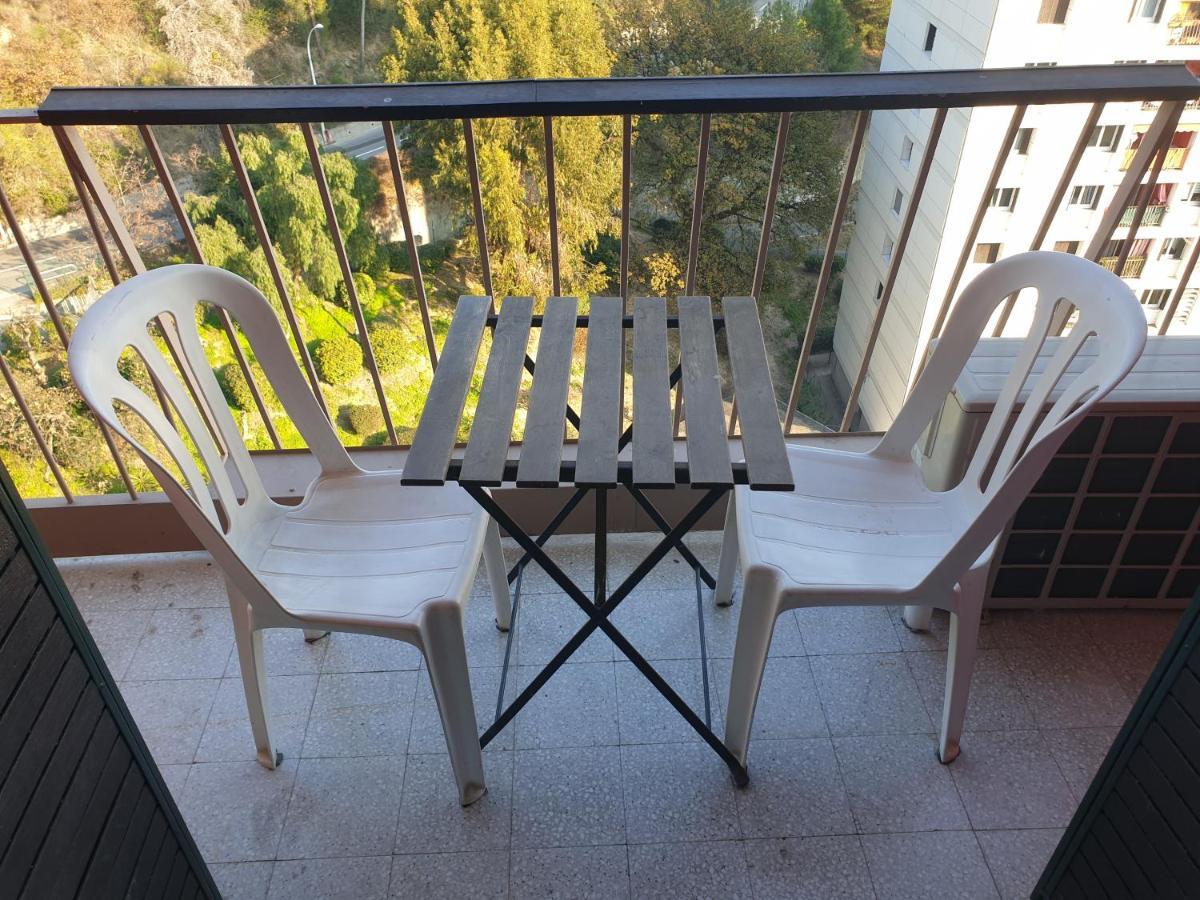 New Cheap Private Room, Kitchen , Overwieuw Sea,Tram On Spot, 12 Minutes From Nice Train Station With Tram , Beach In 17 Min Tram , Chambre Privee Pas Cher, Cuisine Equipee , Tram Sur Place, Apercu Mer, 12 Min De La Gare De Nice Avec Le Tram, 17 Min Kültér fotó